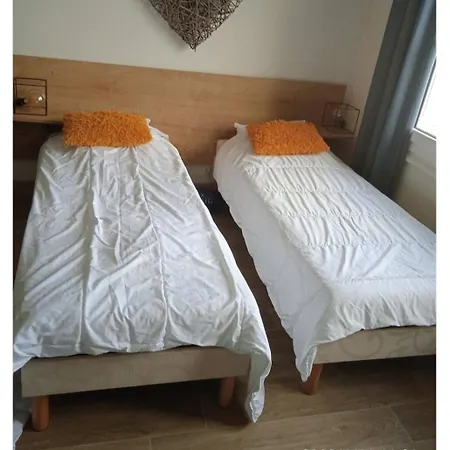 Apartmán 10, Tres Bien Place, Parking Wifi Gratuit Bagnoles de l'Orne Normandie