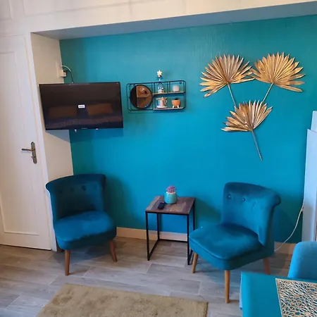 10, Tres Bien Place, Parking Wifi Gratuit Bagnoles de l'Orne Normandie